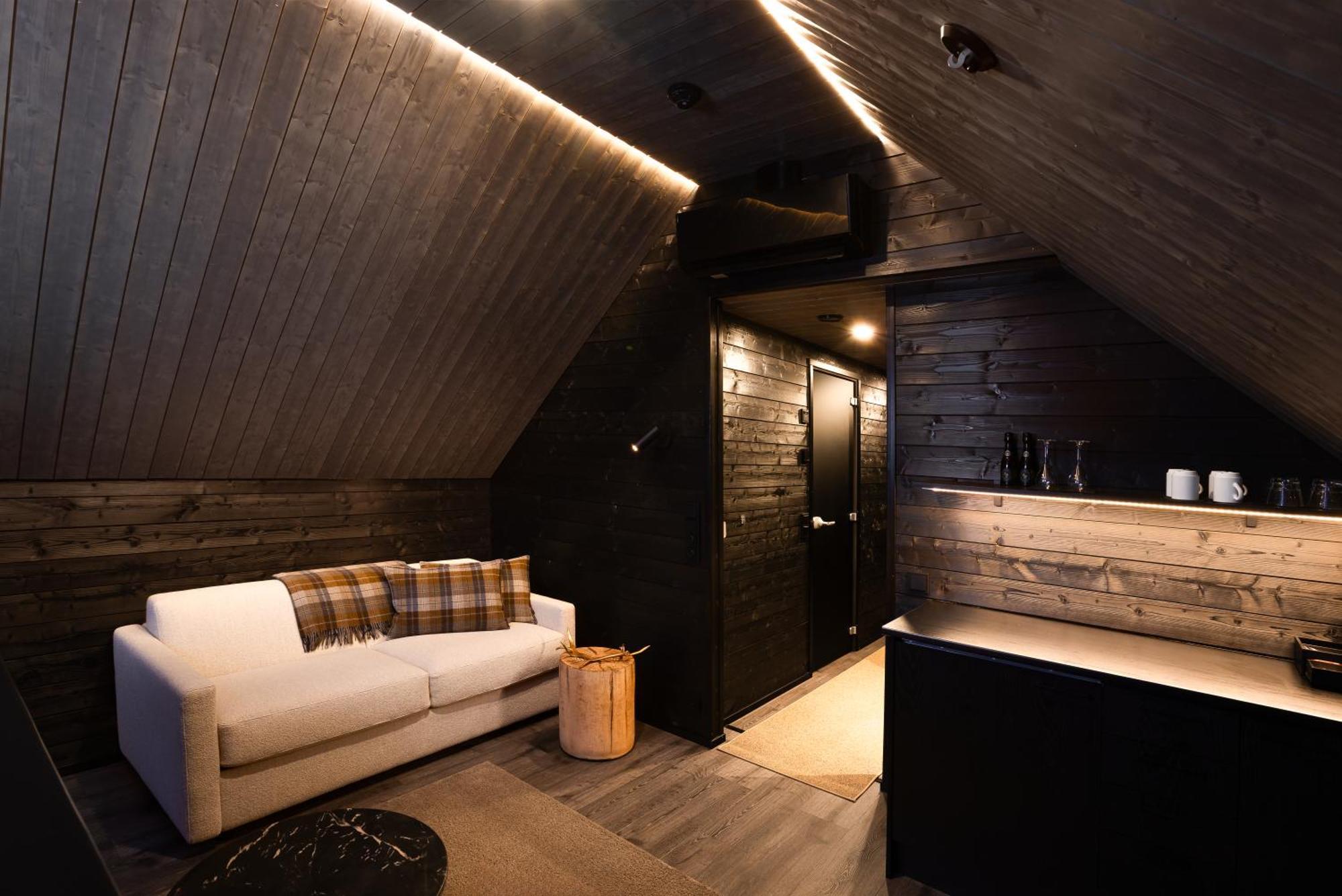 Wilderness Hotel Nellim&Igloos Esterno foto
